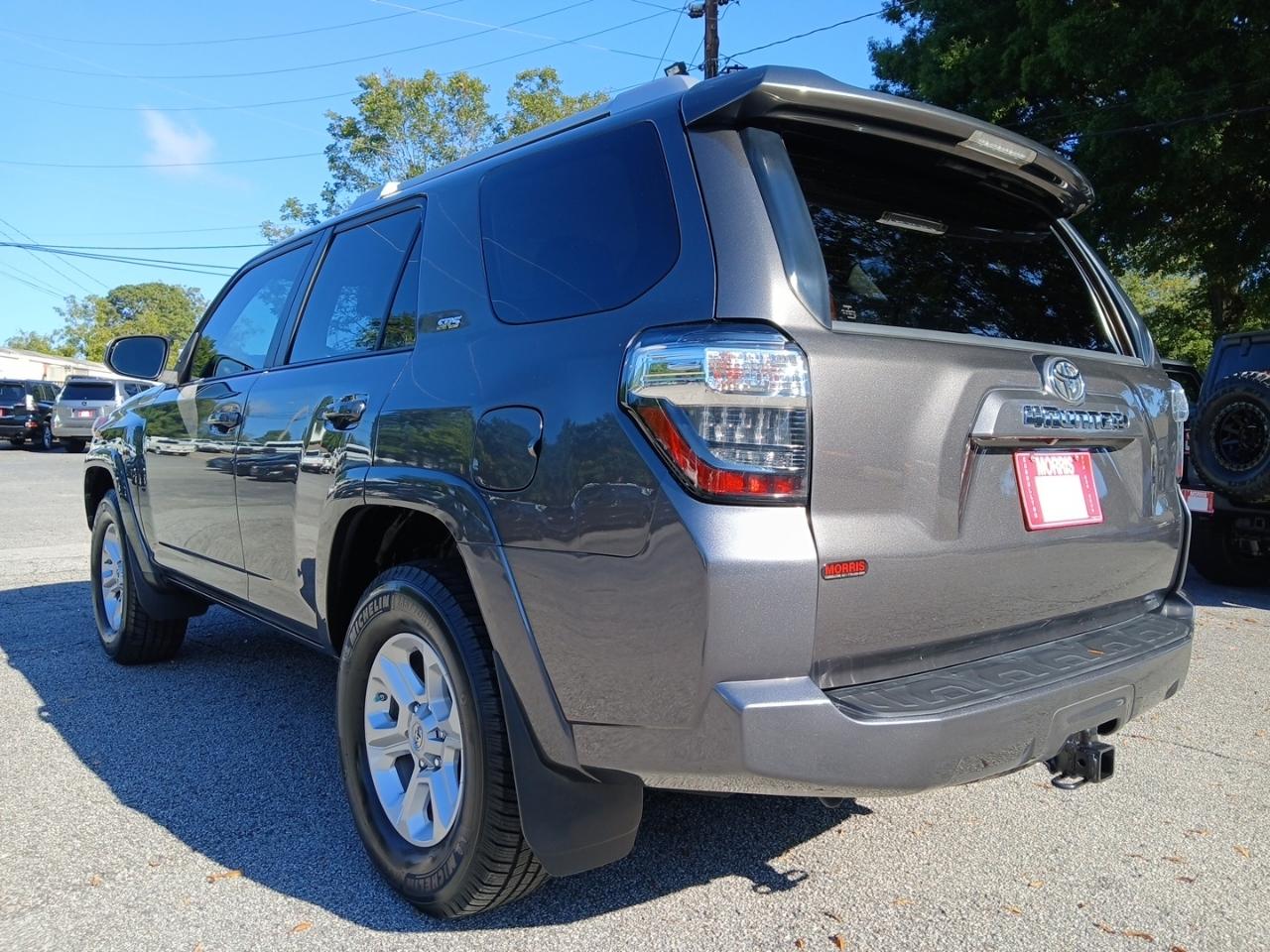 Toyota 4Runner SR5 2WD 2018