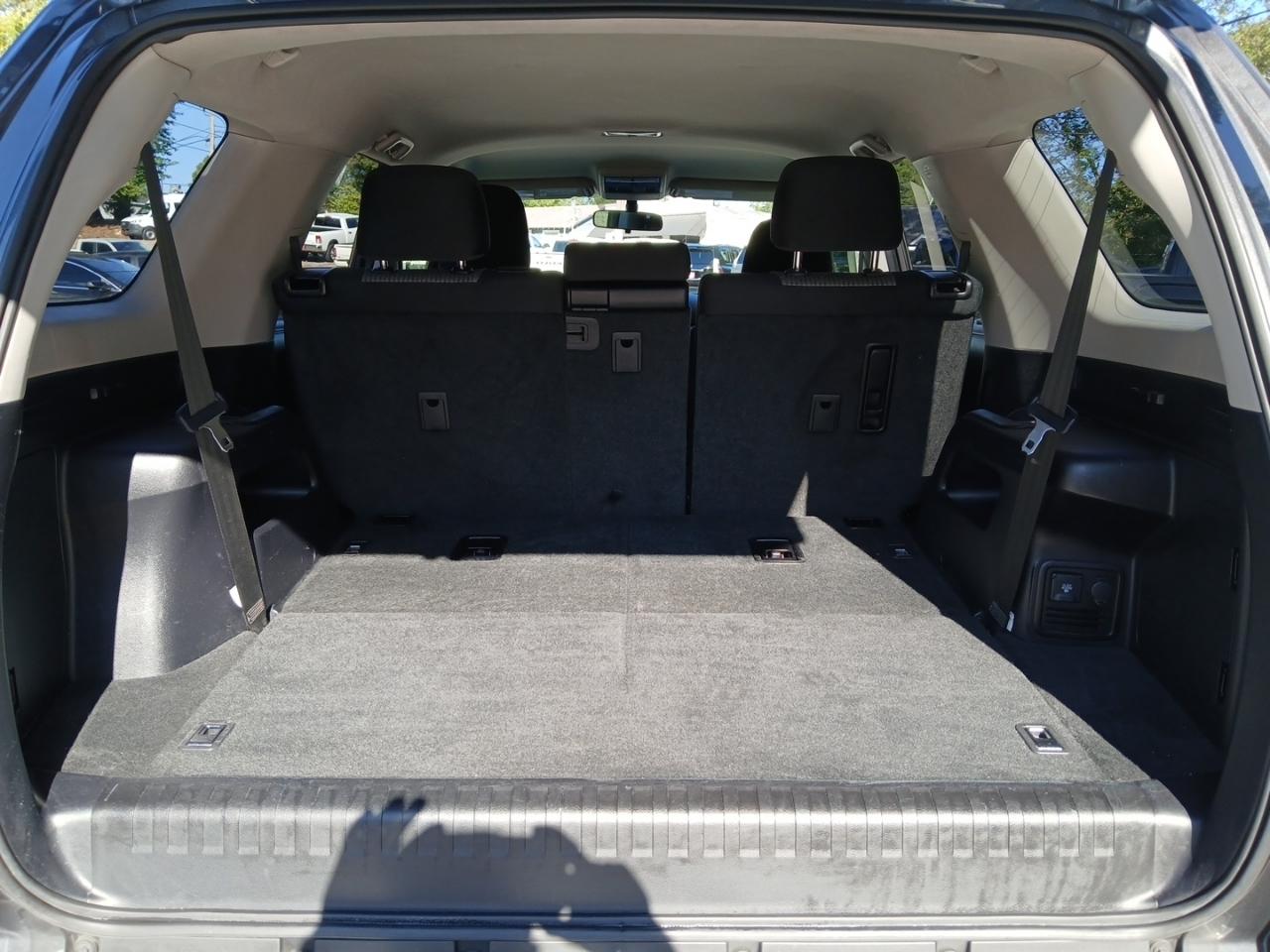 Toyota 4Runner SR5 2WD 2018