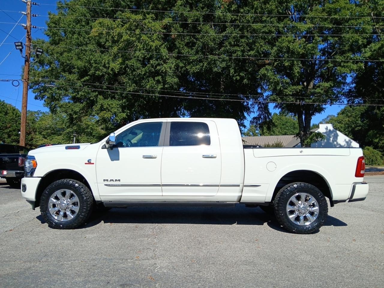 RAM 2500 Limited Mega Cab 4WD 2021