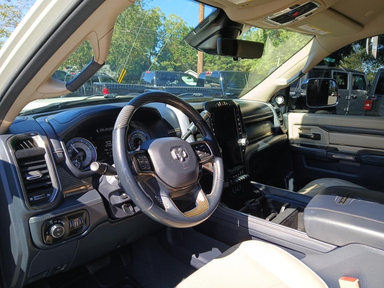 RAM 2500 Limited Mega Cab 4WD 2021