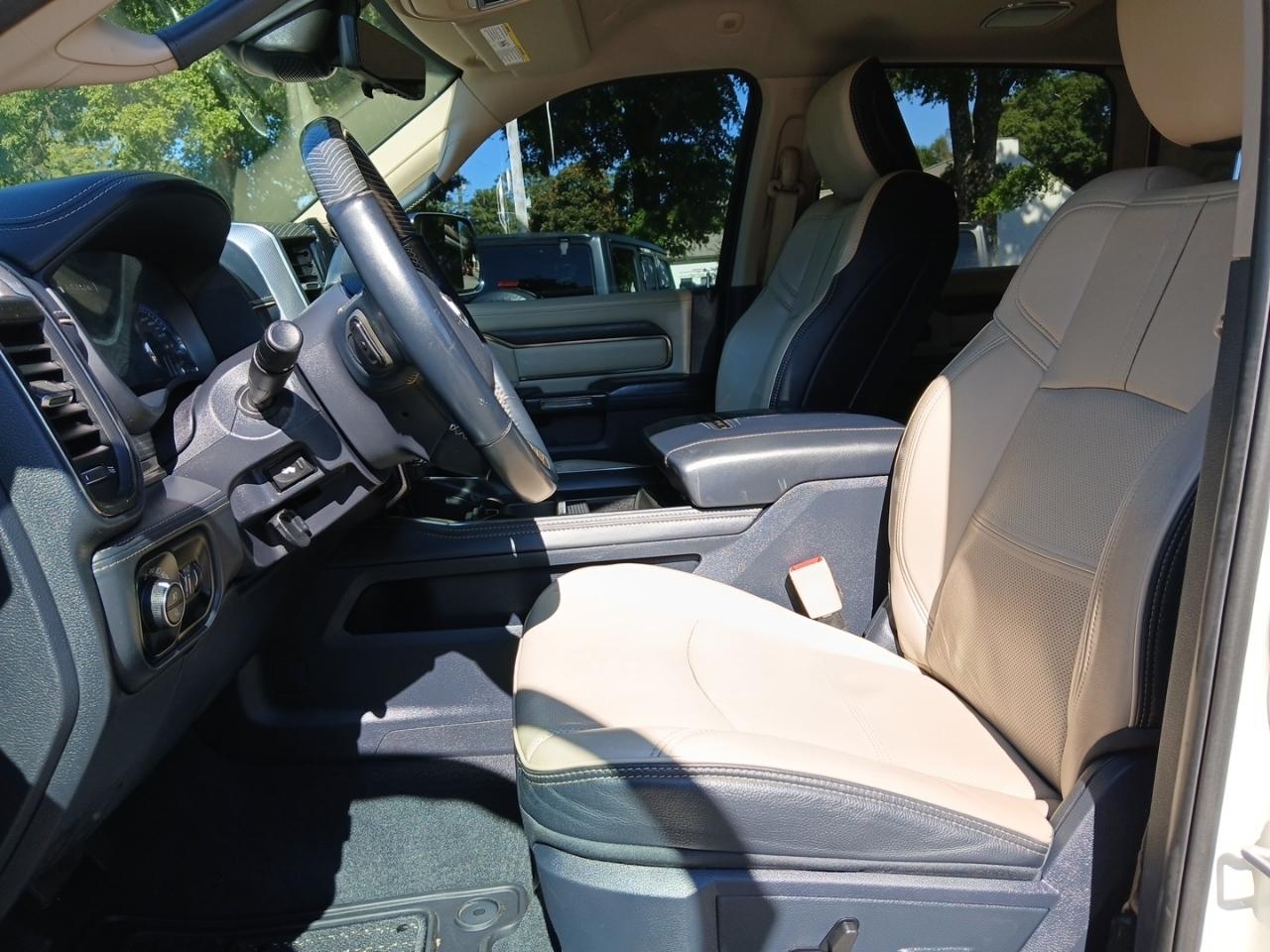 RAM 2500 Limited Mega Cab 4WD 2021