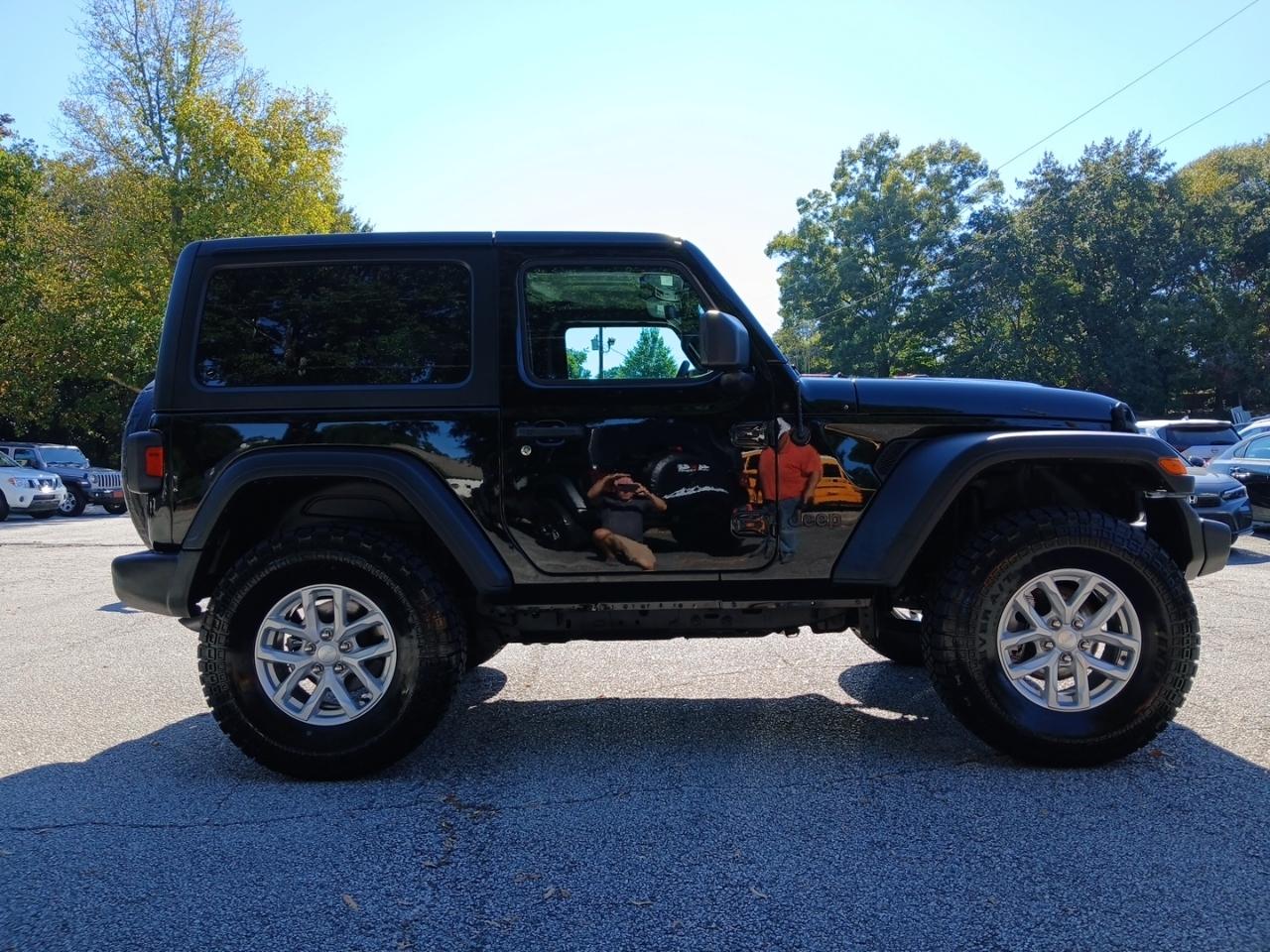 Jeep Wrangler Sport 2023