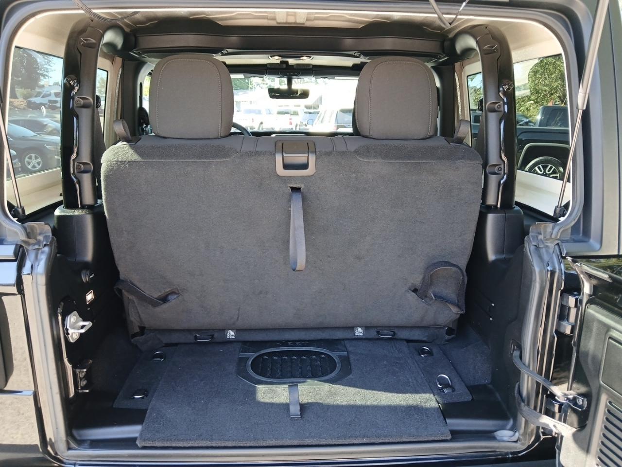 Jeep Wrangler Sport 2023