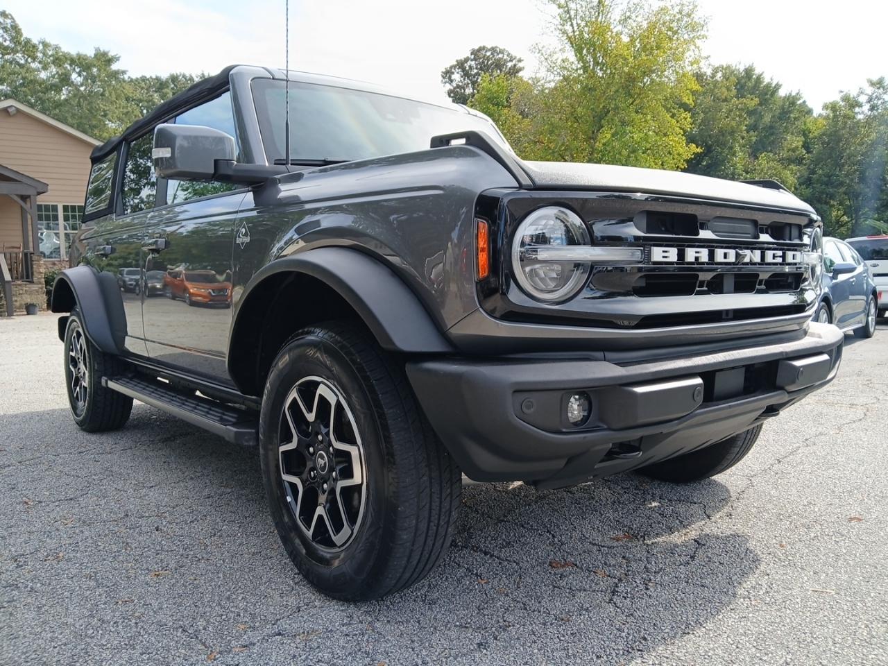 Ford Bronco Base 4-Door 2023