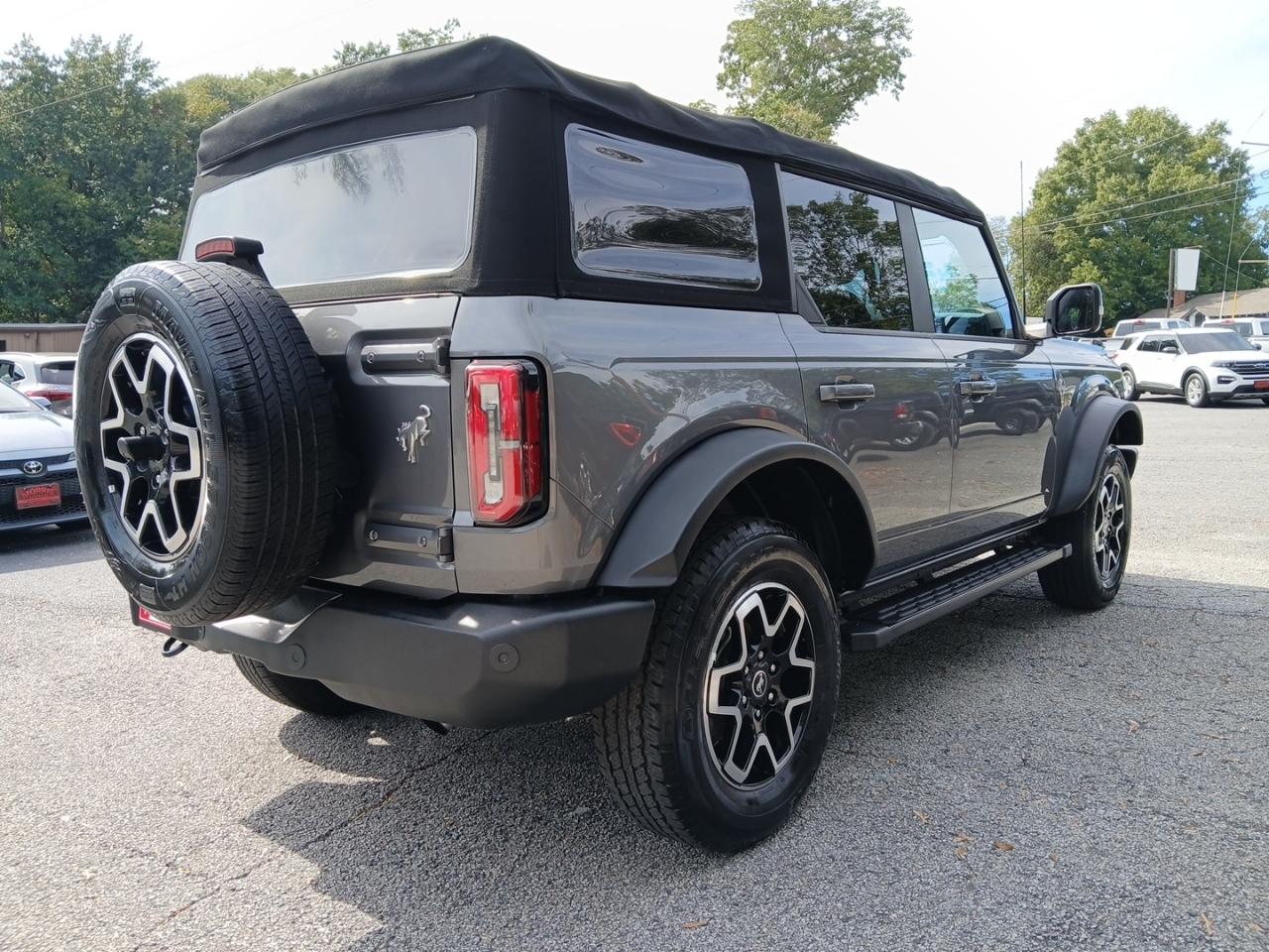 Ford Bronco Base 4-Door 2023