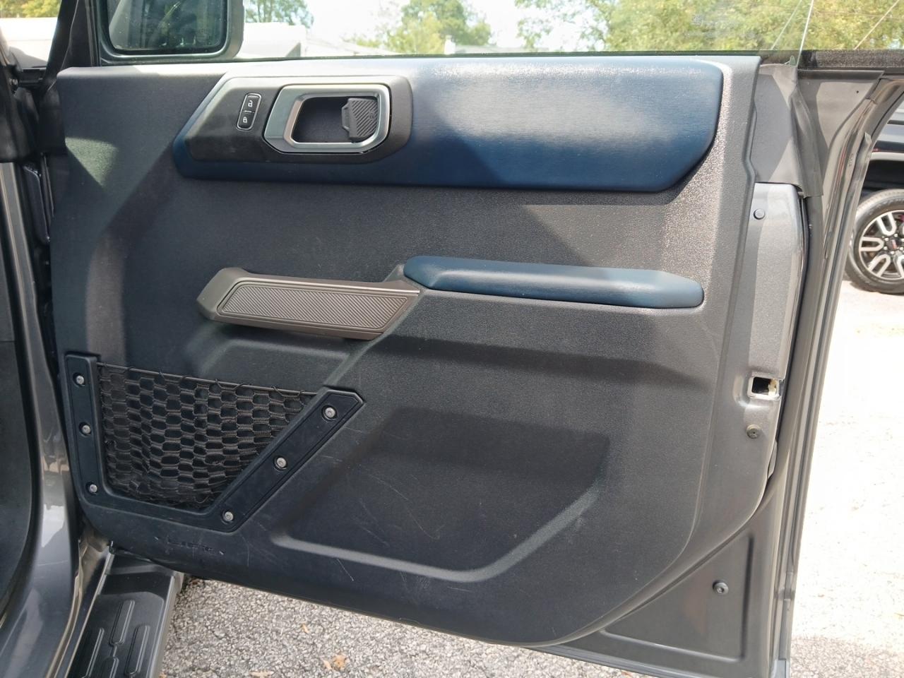 Ford Bronco Base 4-Door 2023