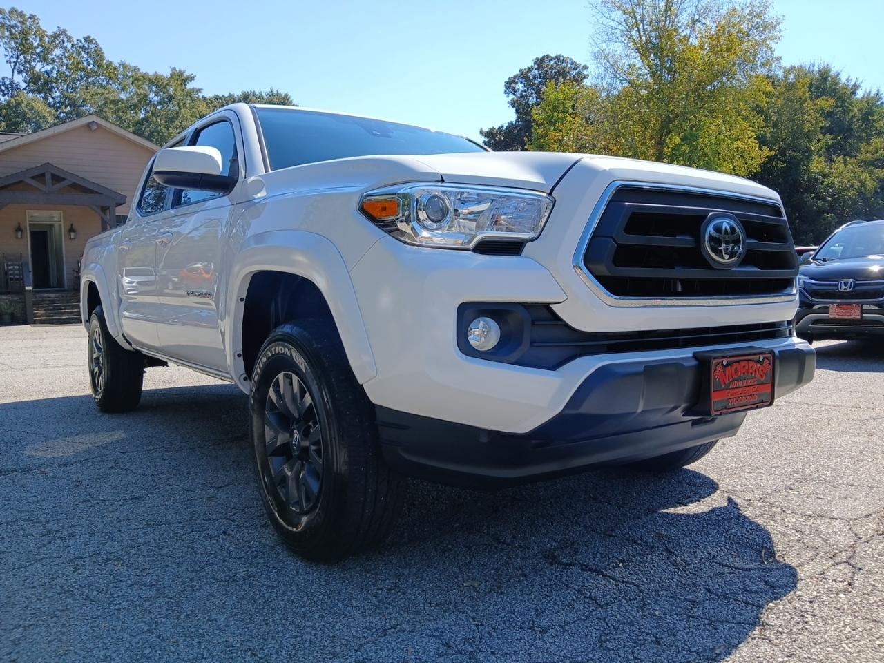 Toyota Tacoma 2WD Double Cab V6 AT SR5 (Natl) 2023