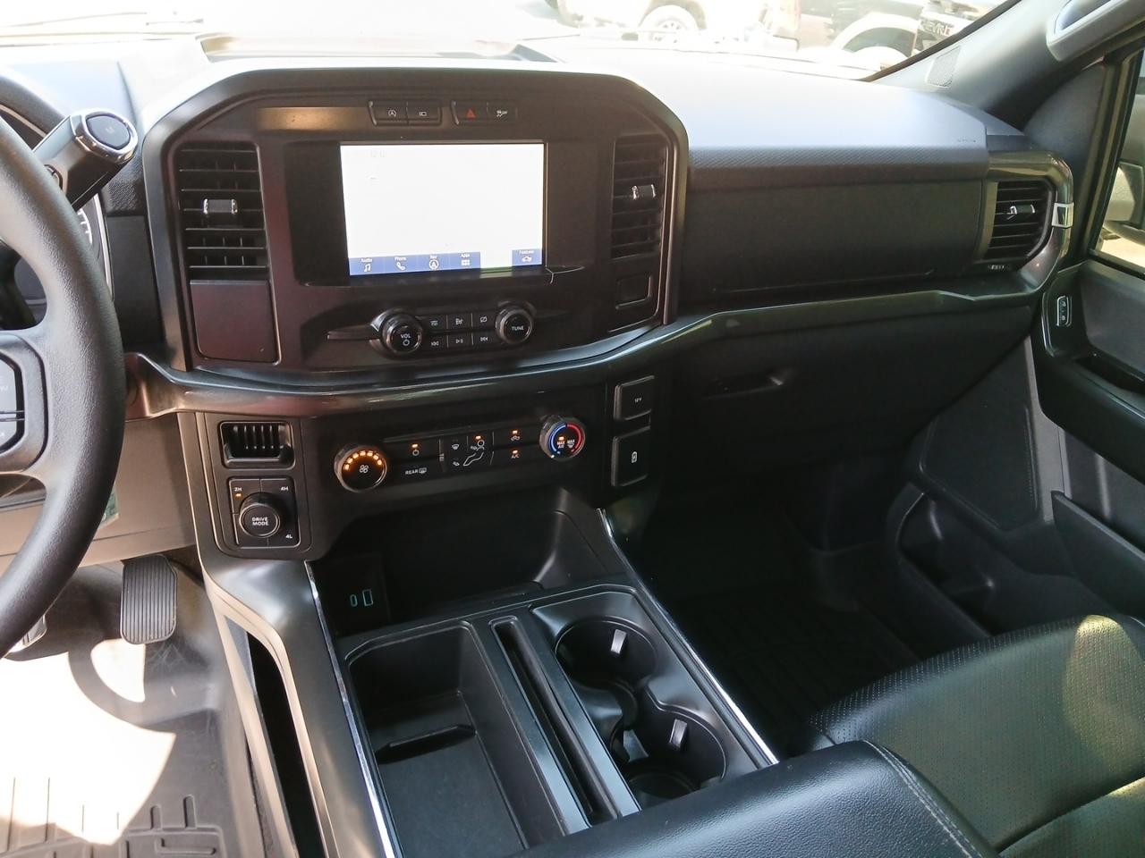 Ford F-150 4WD SuperCrew 145" STX 2021