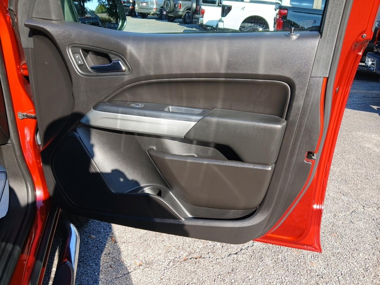 Chevrolet Colorado LT Crew Cab 4WD 2021