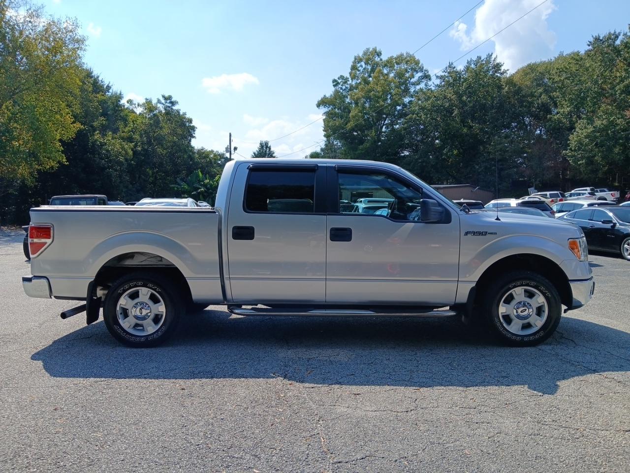 Ford F-150 2WD SuperCrew 145" XLT 2014