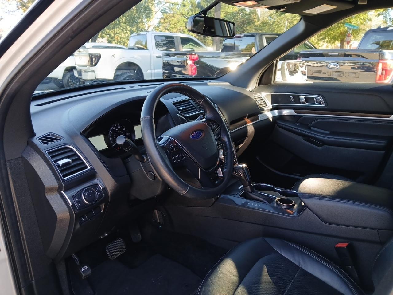 Ford Explorer Limited FWD 2018