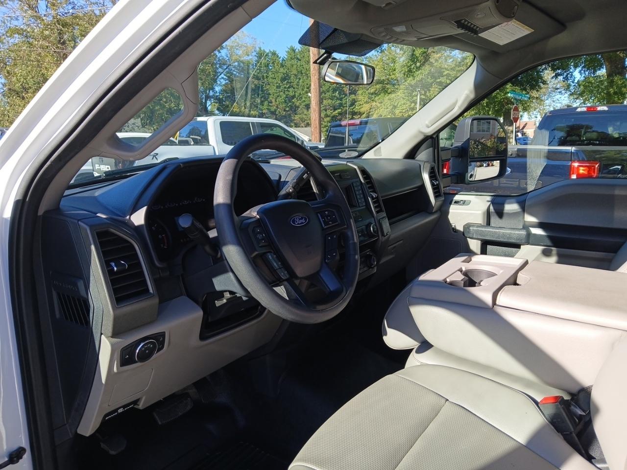 Ford F-250 SD XL 4WD 2022