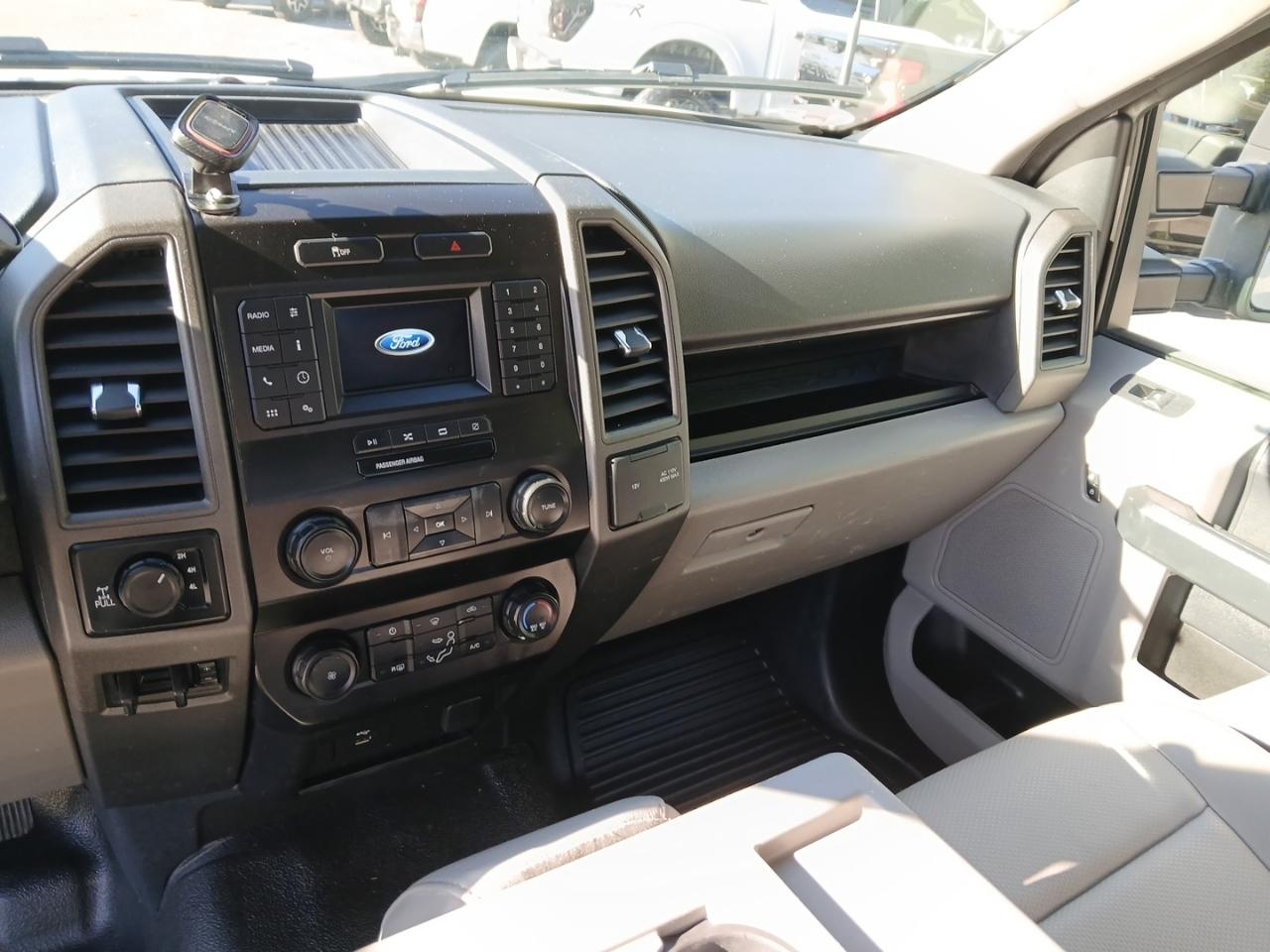 Ford F-250 SD XL 4WD 2022