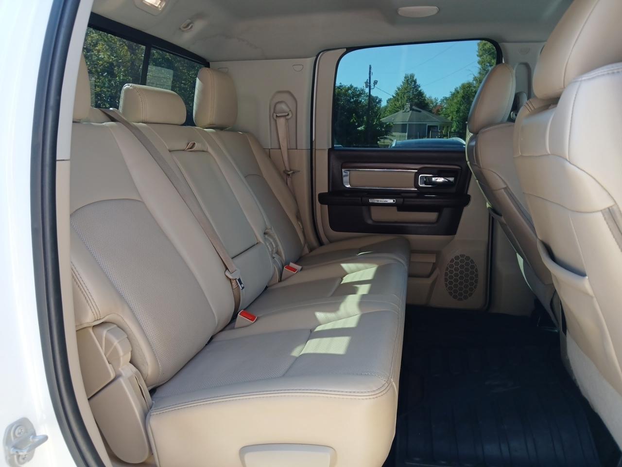 RAM 2500 Laramie Mega Cab 4WD 2017
