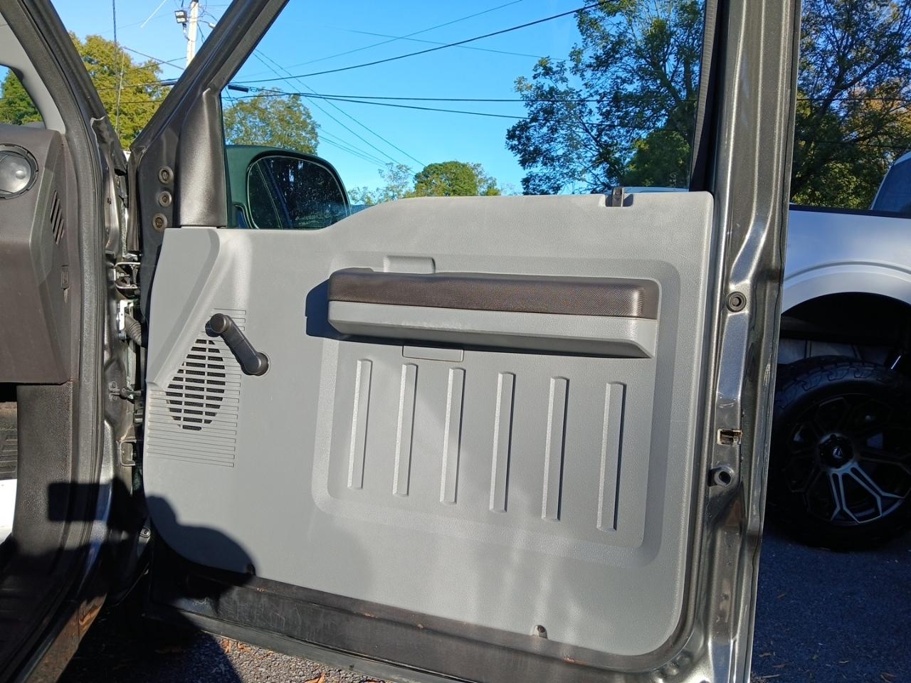 Ford F-250 SD XLT 2WD 2015