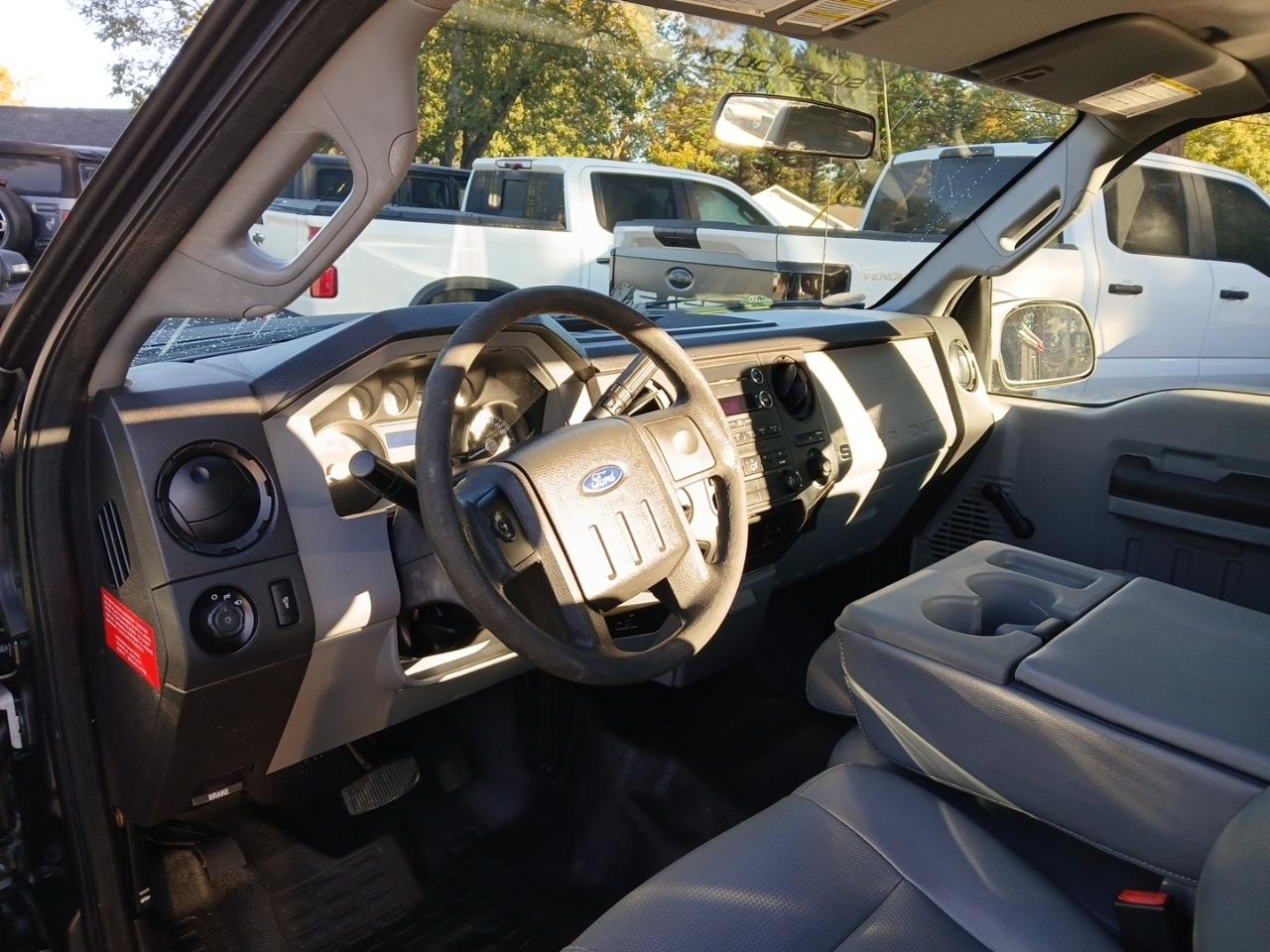 Ford F-250 SD XLT 2WD 2015