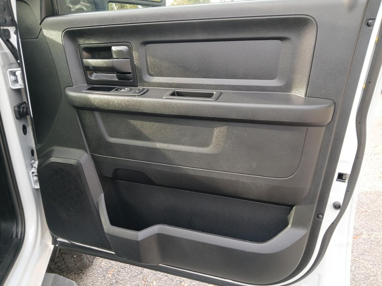 RAM 2500 ST Crew Cab LWB 4WD 2023