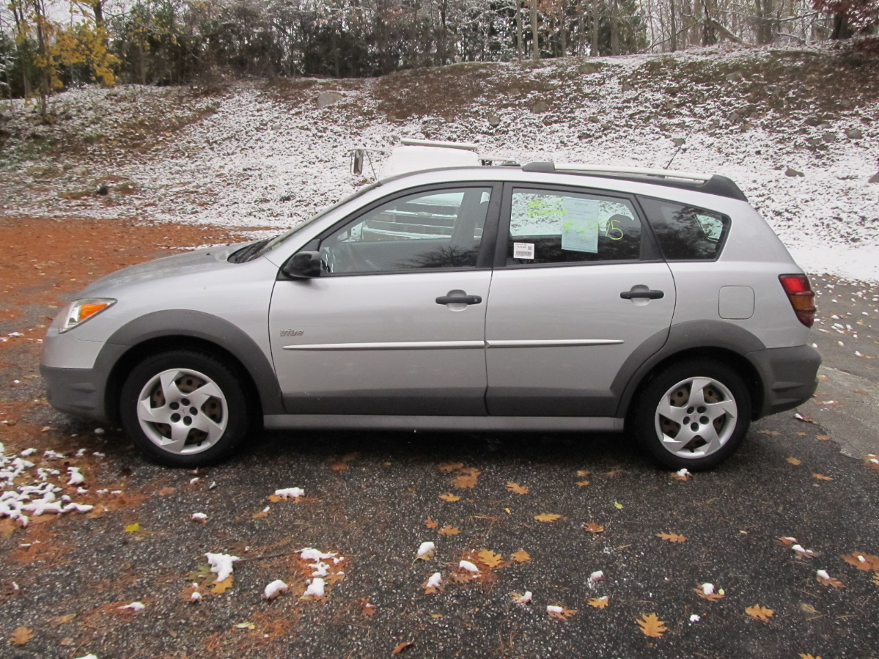2008 Pontiac Vibe Base