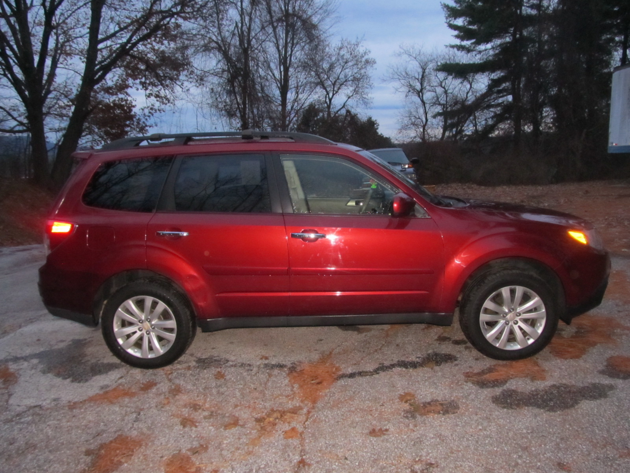 2012 Subaru Forester 2.5X Premium photo 3