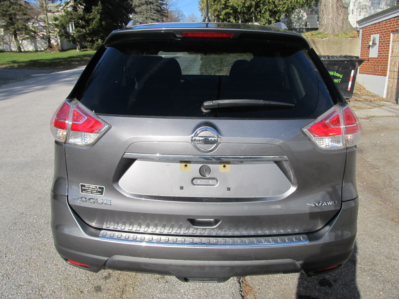 2015 Nissan Rogue SV AWD photo 4