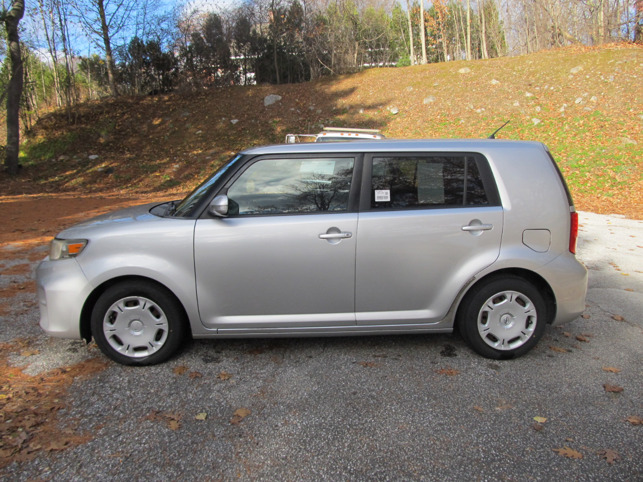 2011 Scion xB's photo