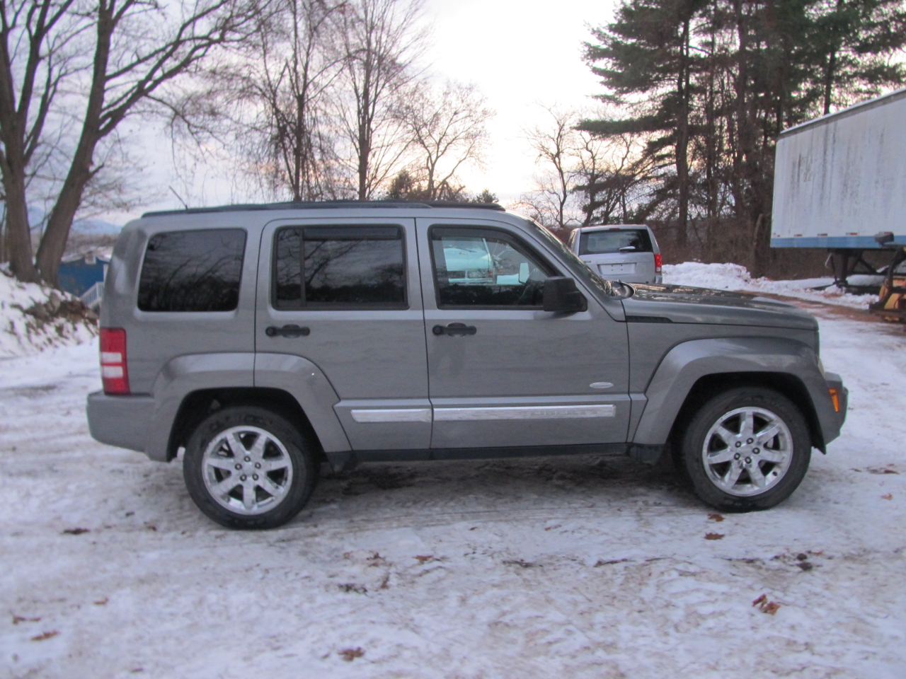 Jeep Liberty Sport 4WD 2012
