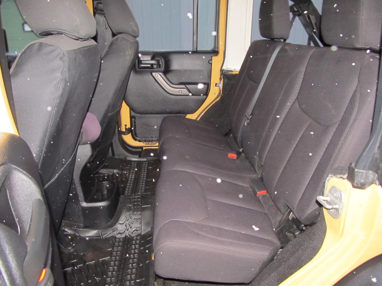 Jeep Wrangler Unlimited Sport 4WD 2014