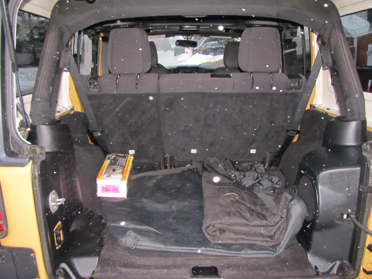 Jeep Wrangler Unlimited Sport 4WD 2014