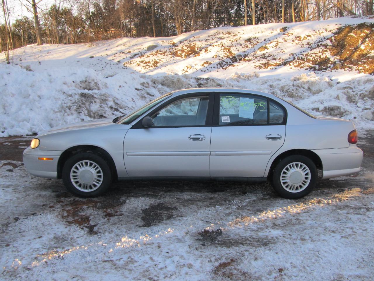 2003 Chevrolet Malibu Base