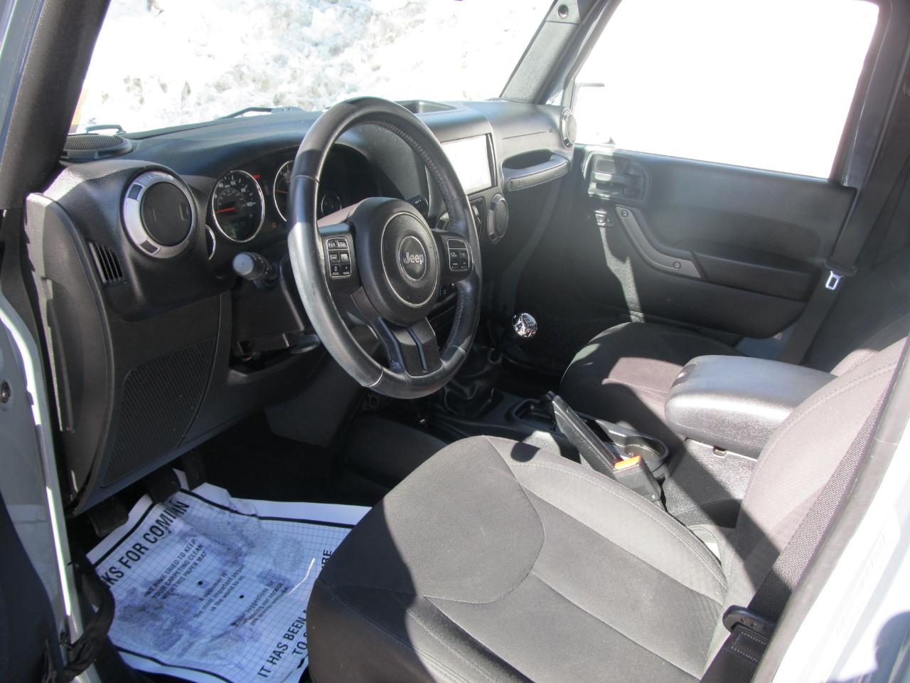 Jeep Wrangler Unlimited Sport 4WD 2015