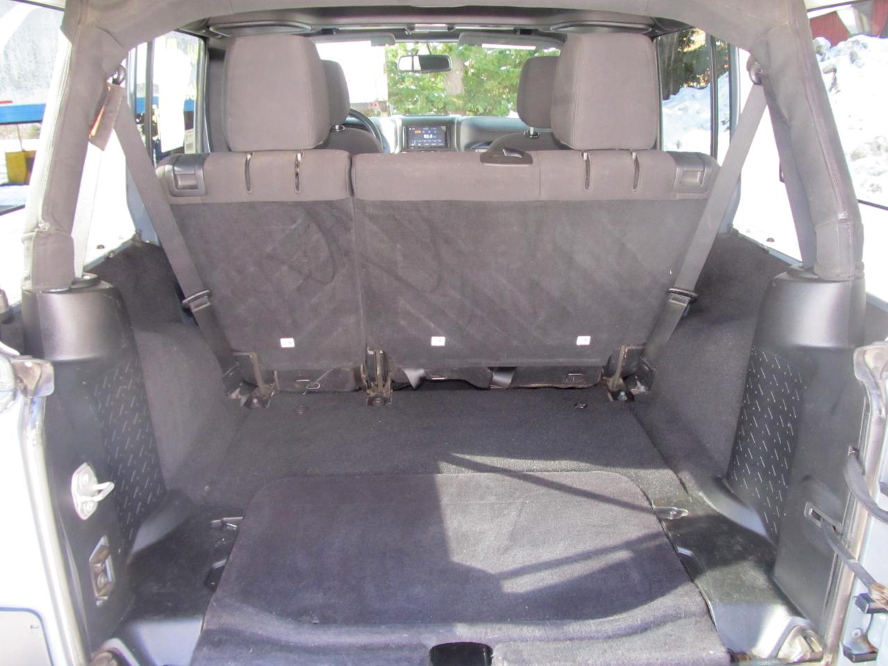 Jeep Wrangler Unlimited Sport 4WD 2015