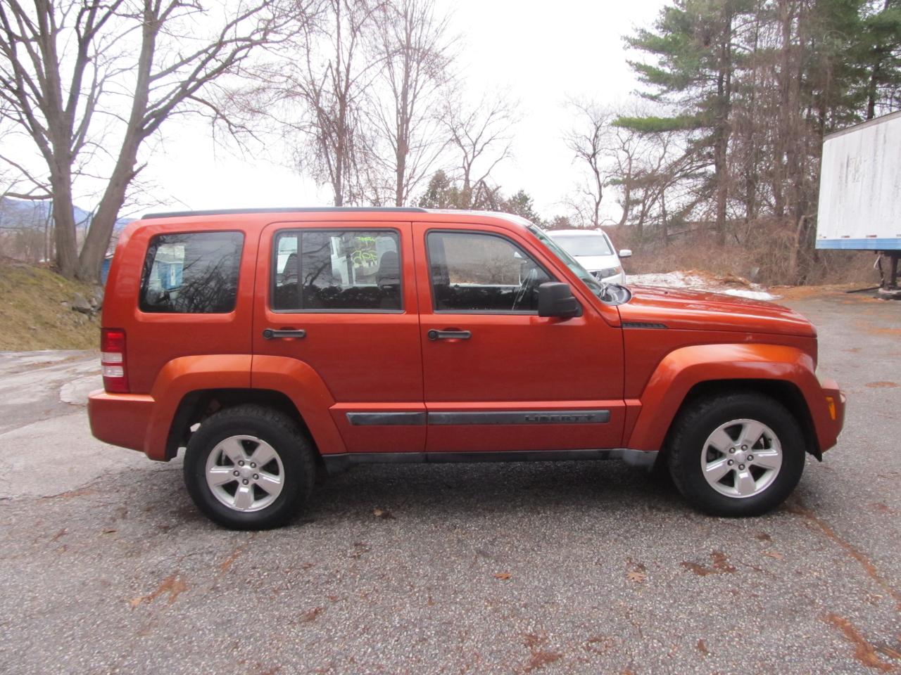 Jeep Liberty Sport 4WD 2009