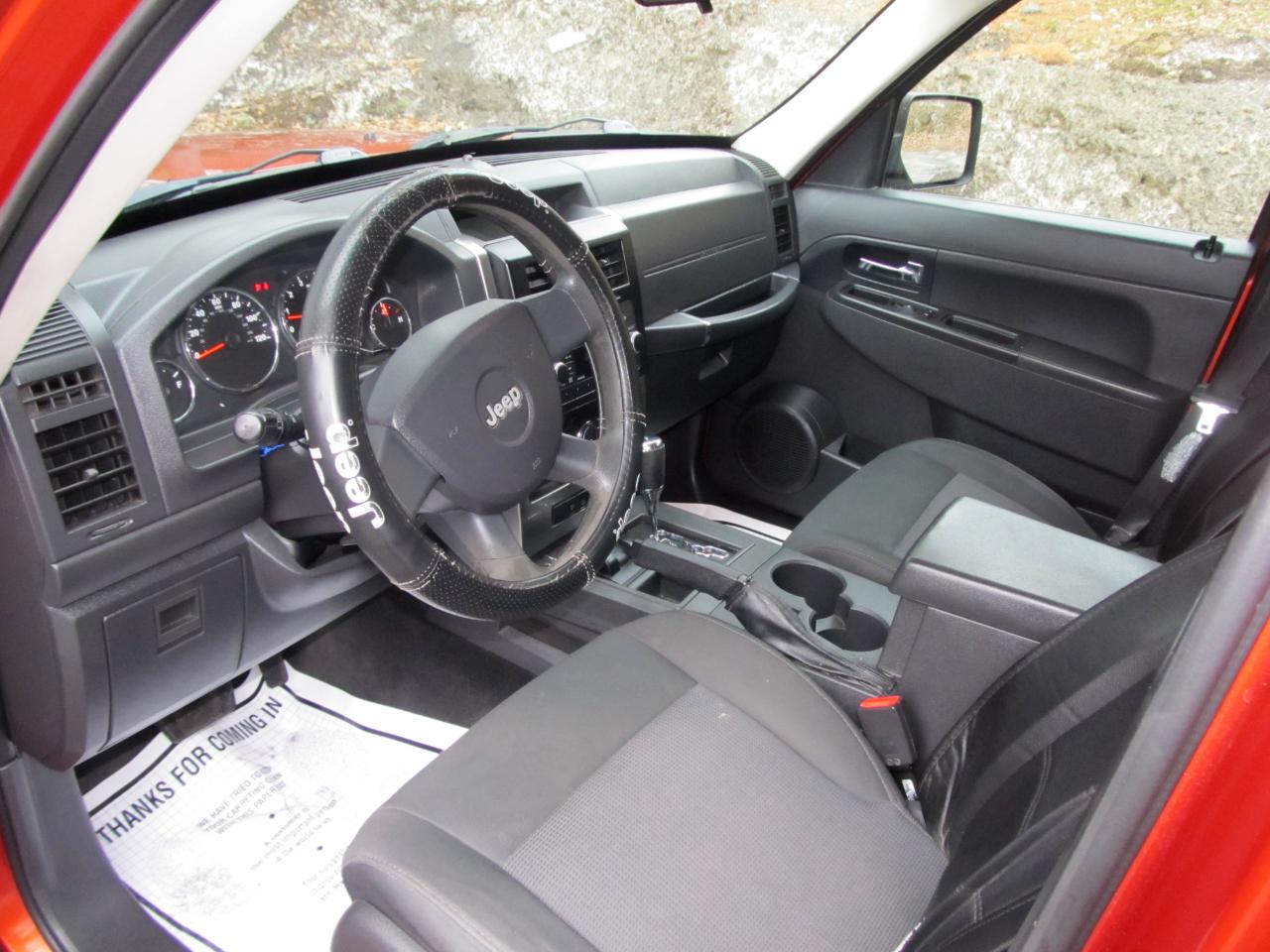 Jeep Liberty Sport 4WD 2009