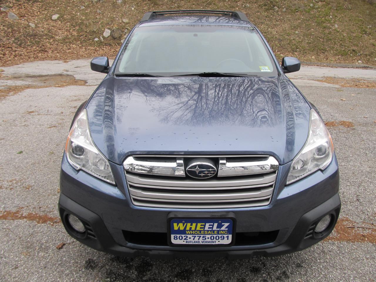 Subaru Outback 2.5i Premium 2013