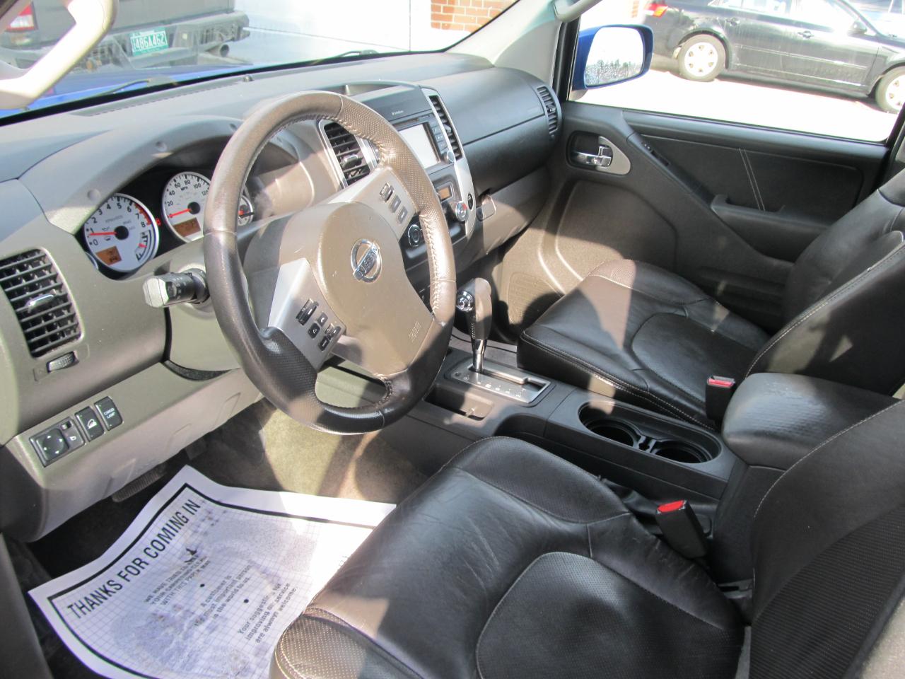 Nissan Frontier SL Crew Cab 5AT 4WD 2015