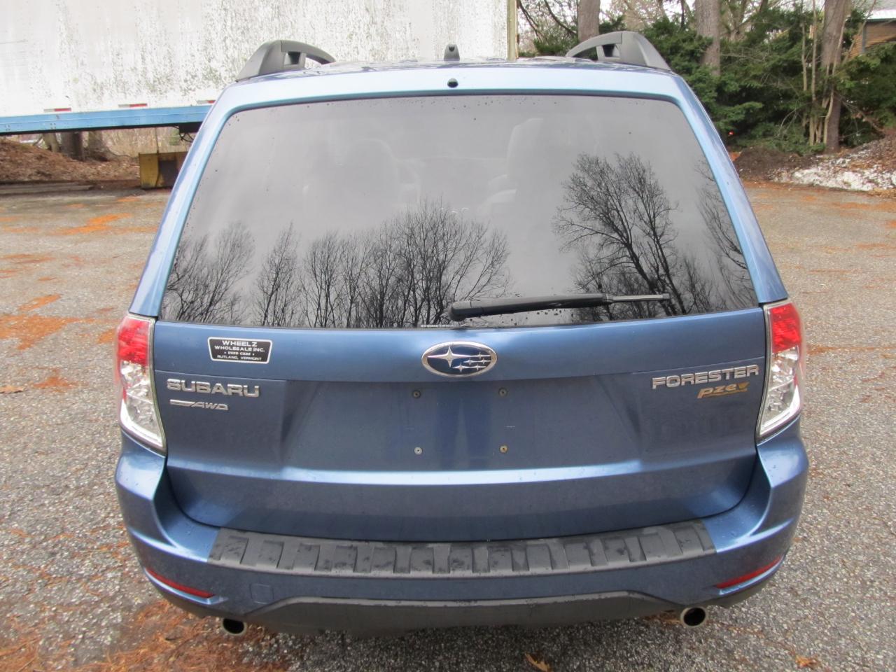 Subaru Forester 2.5X Limited 2010