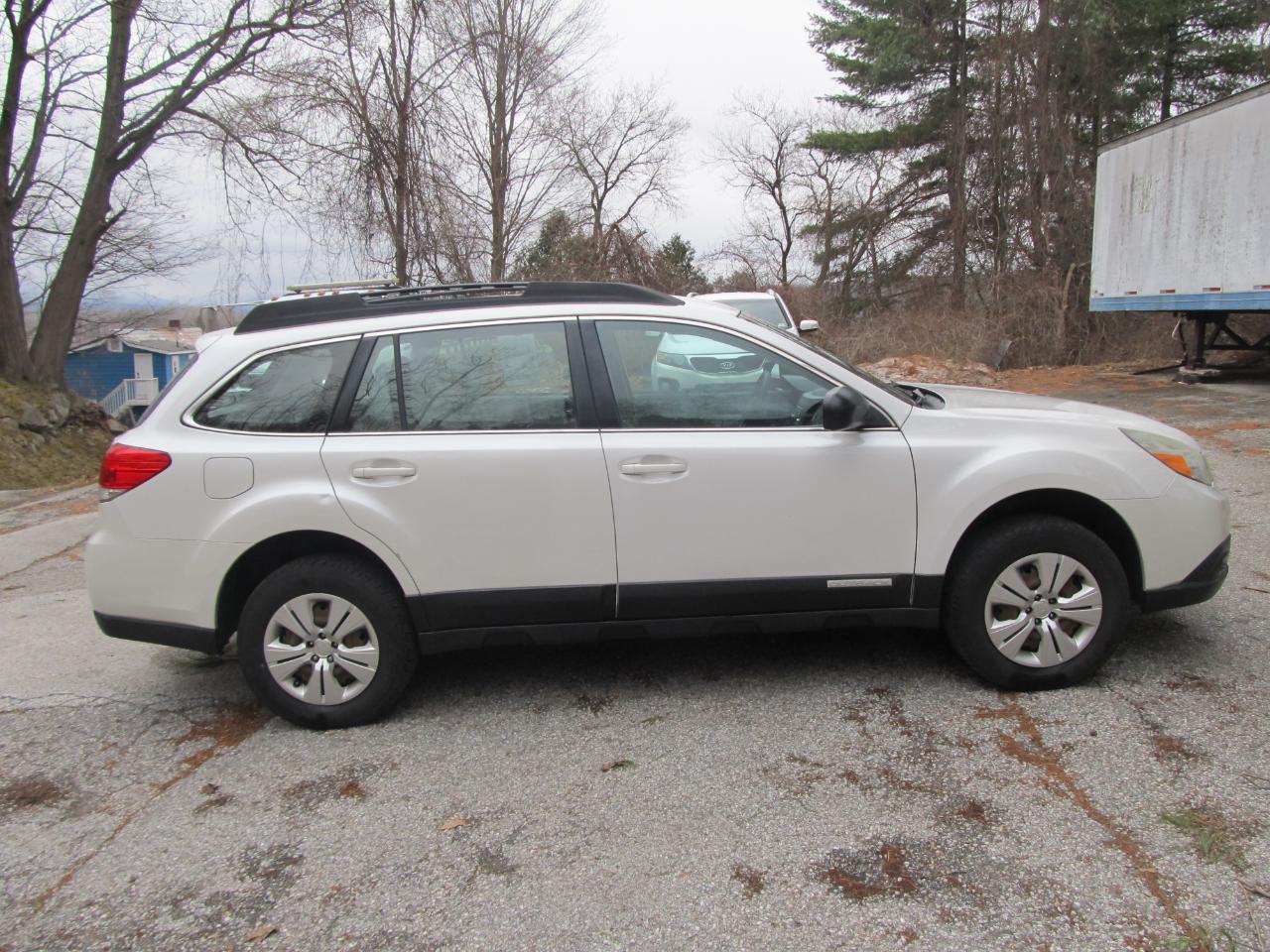 Subaru Outback 2.5i 2011