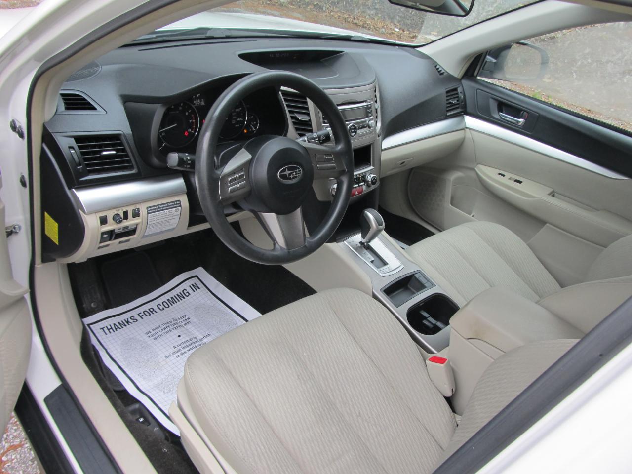 Subaru Outback 2.5i 2011