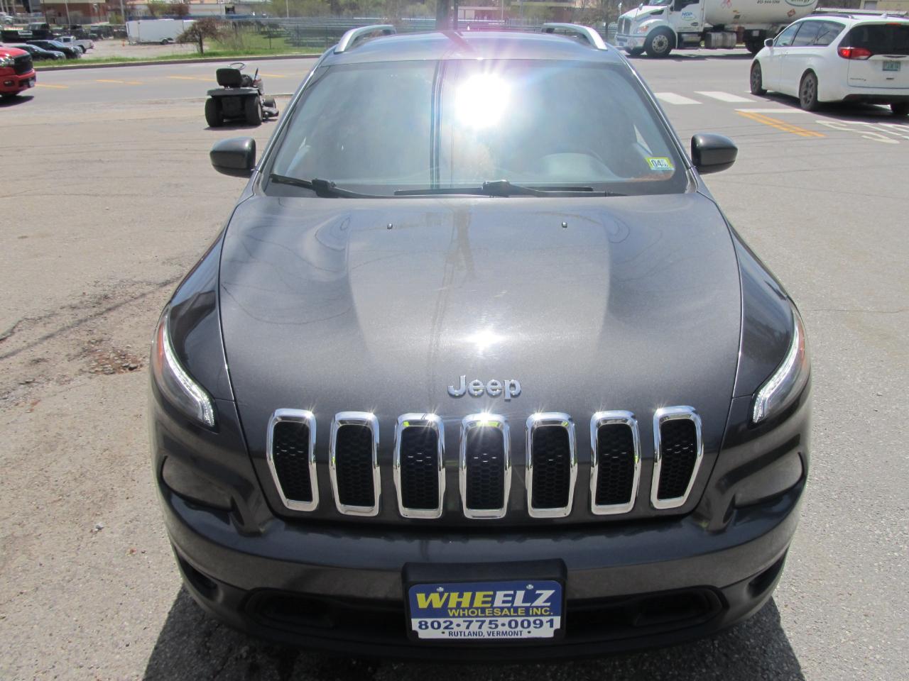 Jeep Cherokee Latitude 4WD 2015