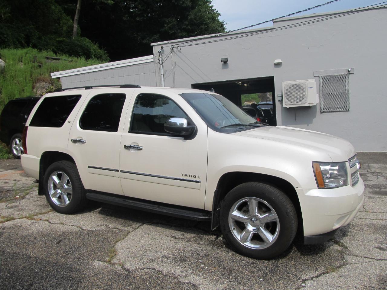 Chevrolet Tahoe LTZ 4WD 2014