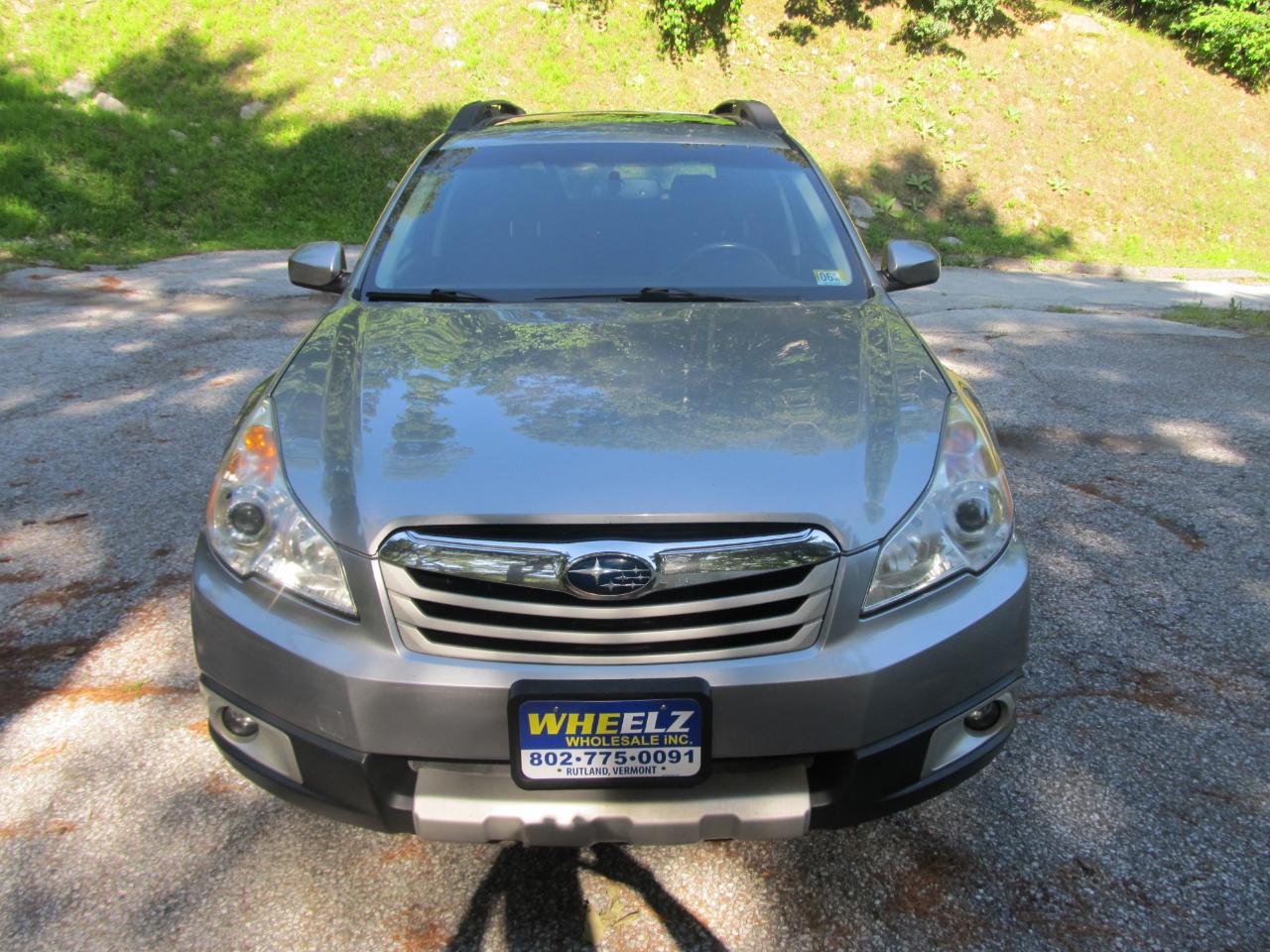Subaru Outback 3.6R Limited 2011