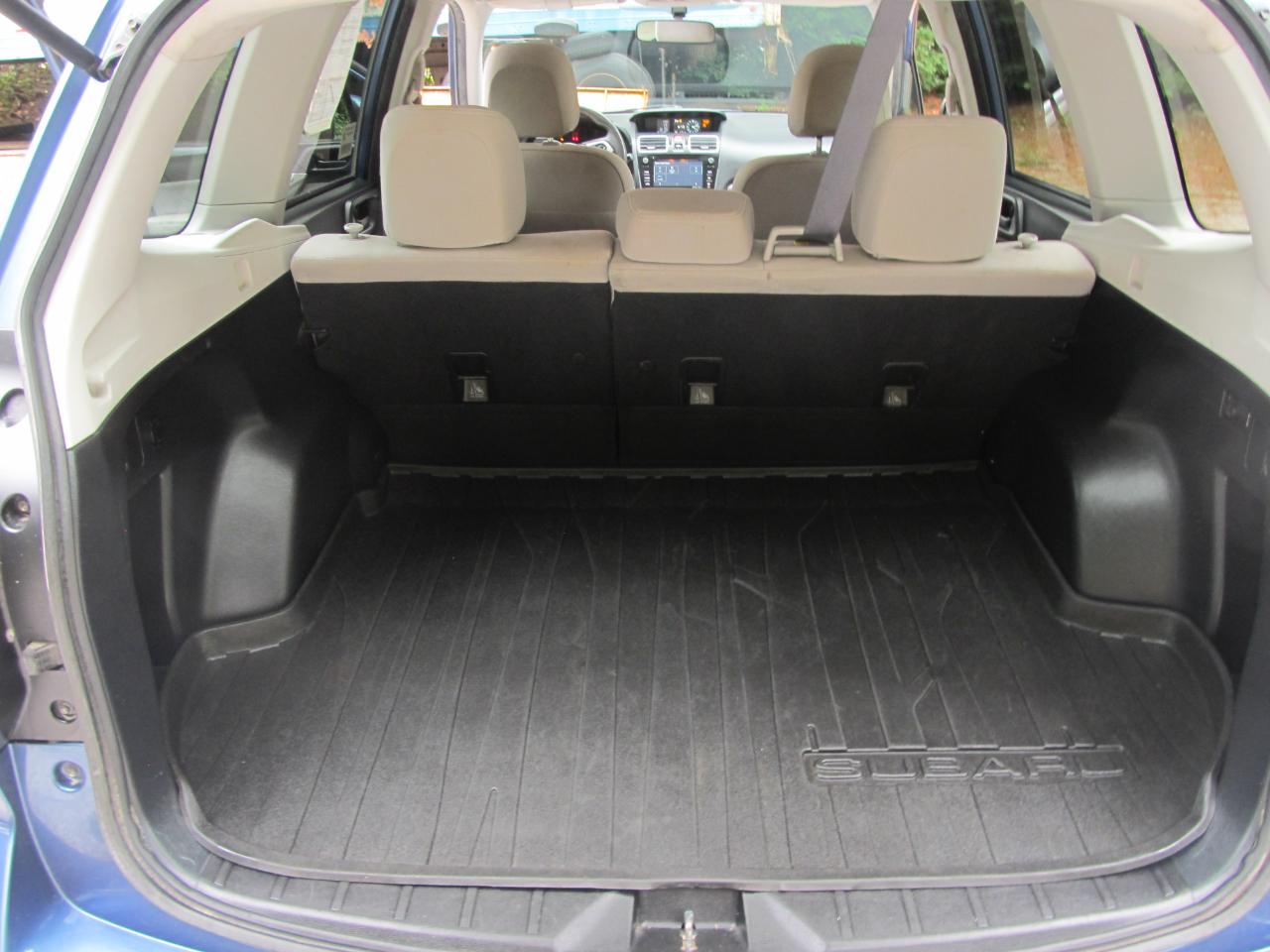 Subaru Forester 2.5i Premium PZEV CVT 2017