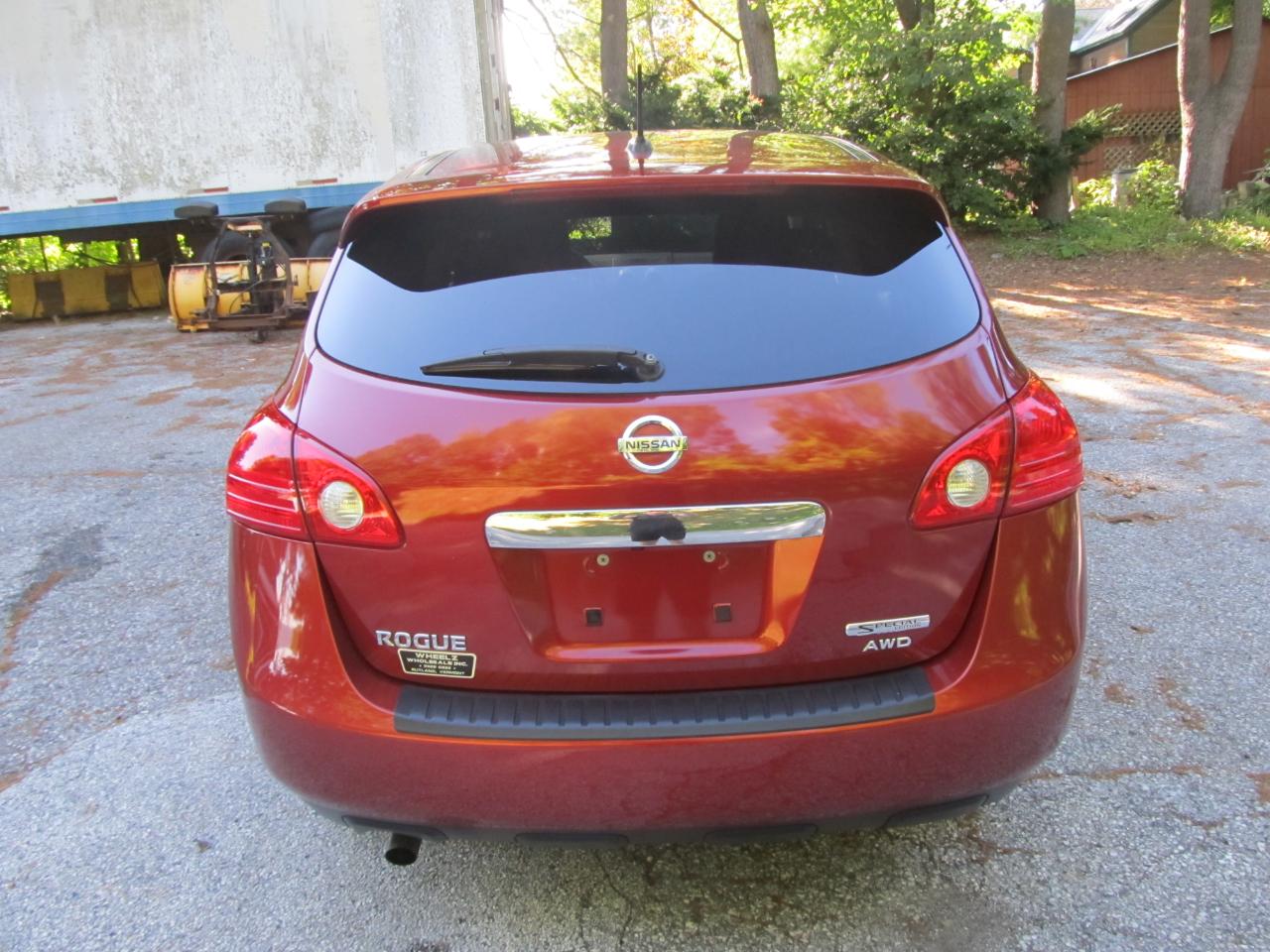 Nissan Rogue S AWD 2013