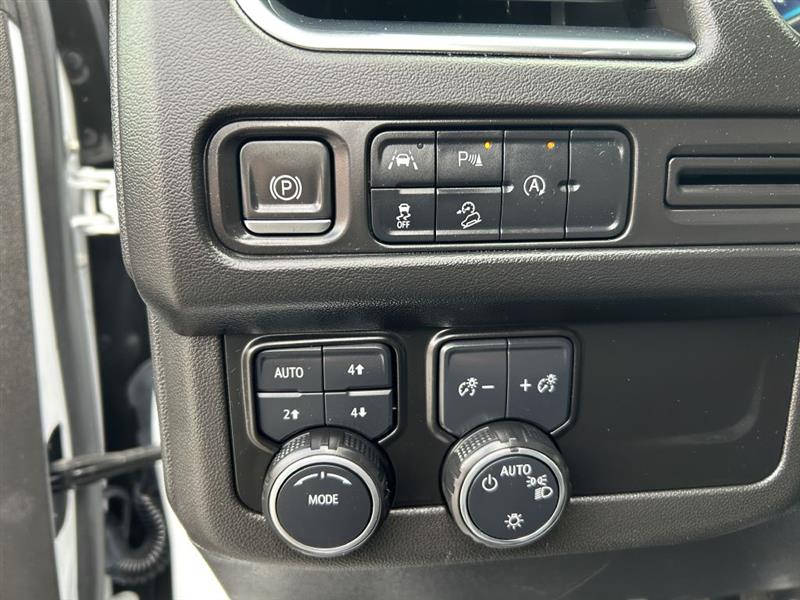 Chevrolet Suburban Premier 4WD 2023