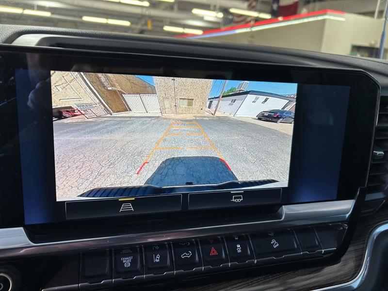 Chevrolet Silverado 2500HD LT Crew Cab 4WD 2024