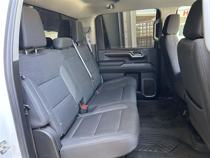 Chevrolet Silverado 2500HD LT Crew Cab 4WD 2024