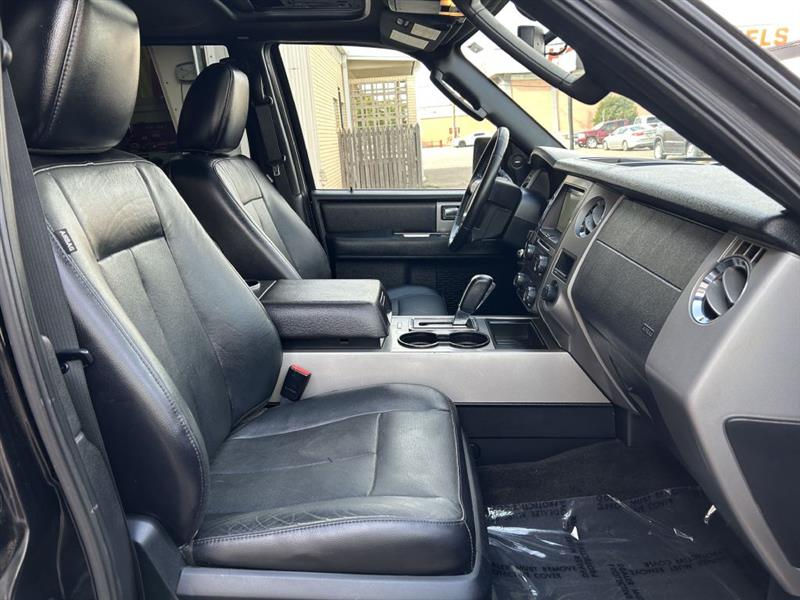 Ford Expedition EL Limited 2WD 2017 Ford Expedition EL Limited 2WD 2017