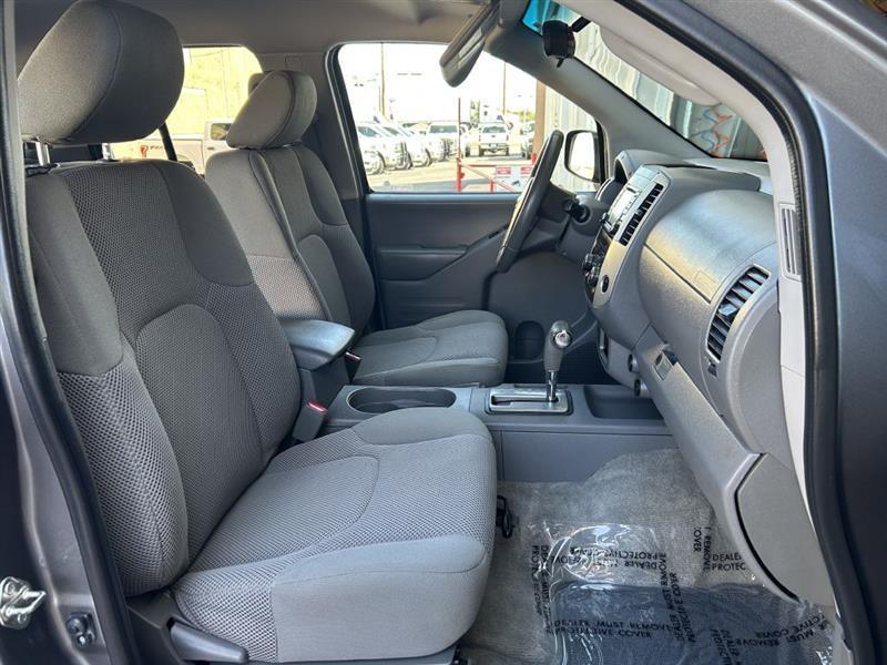 Nissan Frontier S Crew Cab 5AT 2WD 2018