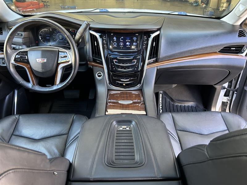 Cadillac Escalade Luxury 4WD 2020