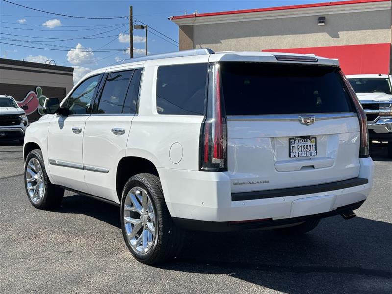 Cadillac Escalade Luxury 4WD 2020